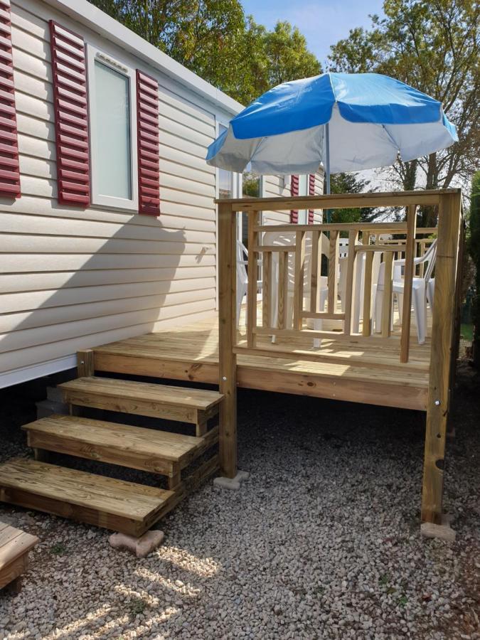 Mobil Home 3 Chambres Lattes Εξωτερικό φωτογραφία