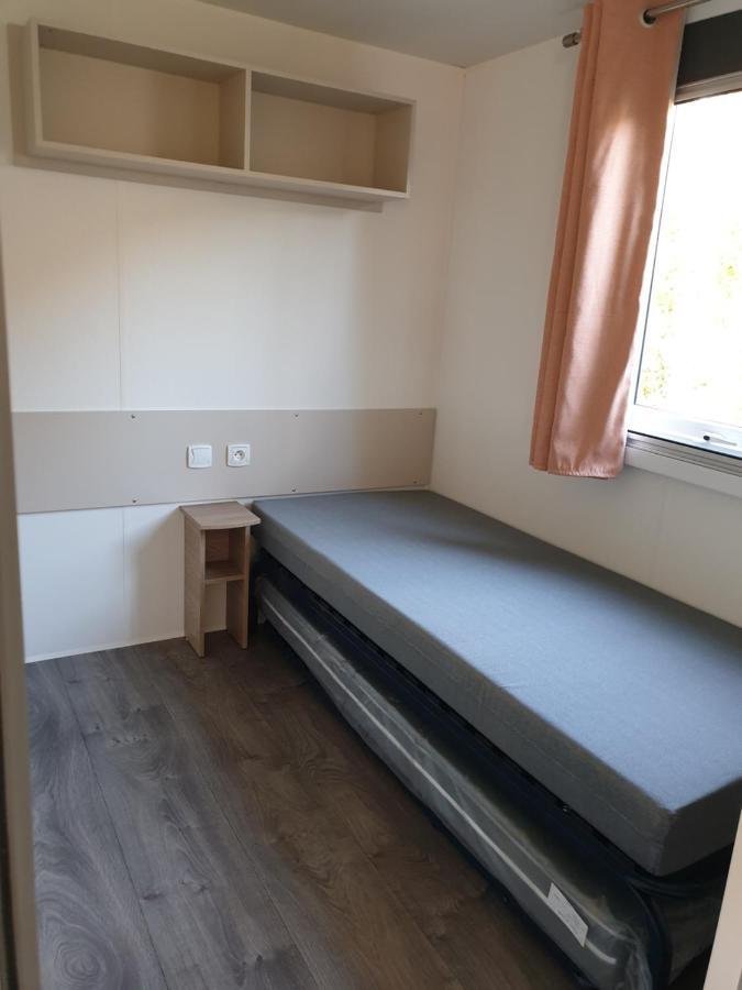 Mobil Home 3 Chambres Lattes Εξωτερικό φωτογραφία