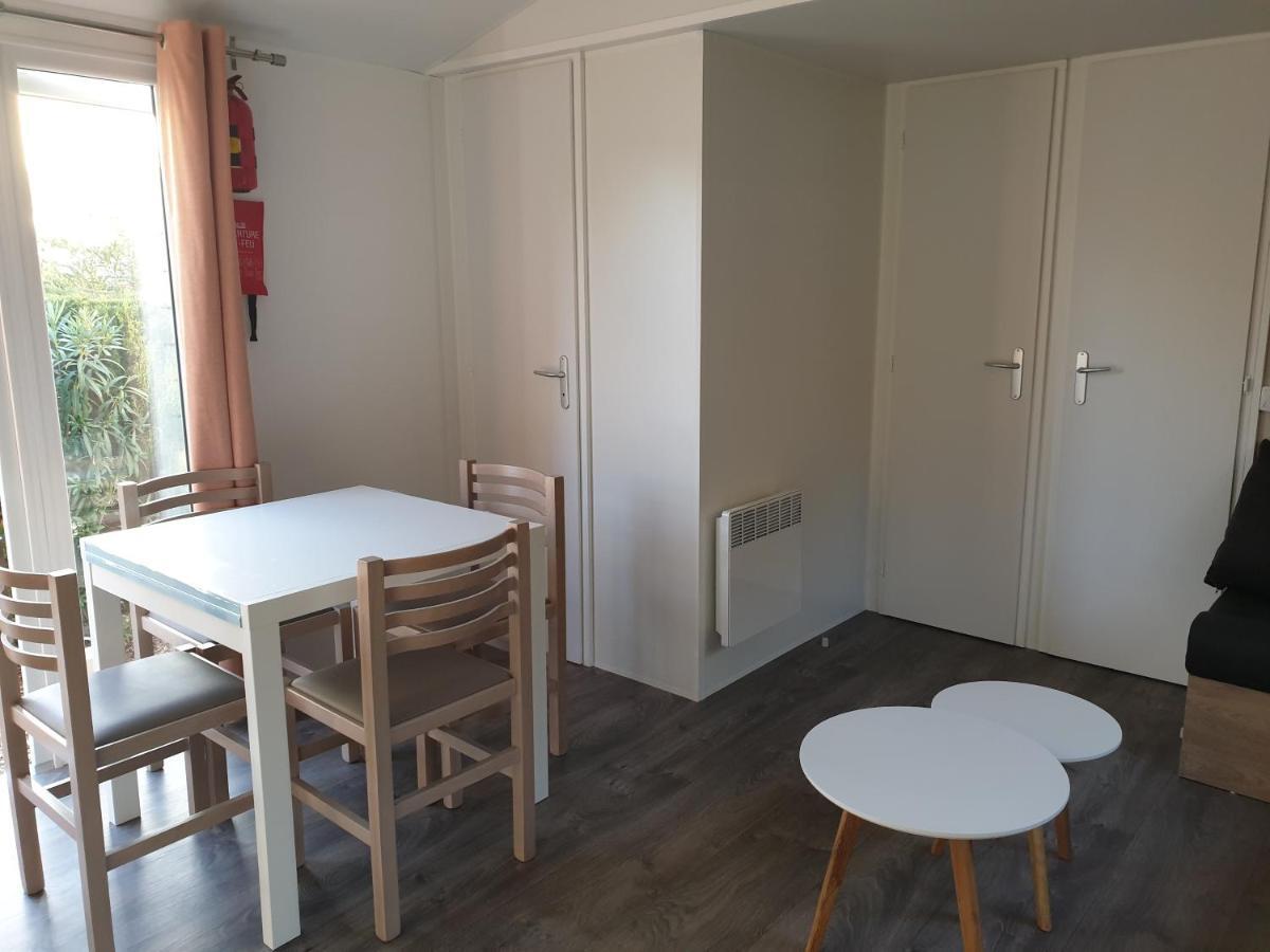 Mobil Home 3 Chambres Lattes Εξωτερικό φωτογραφία